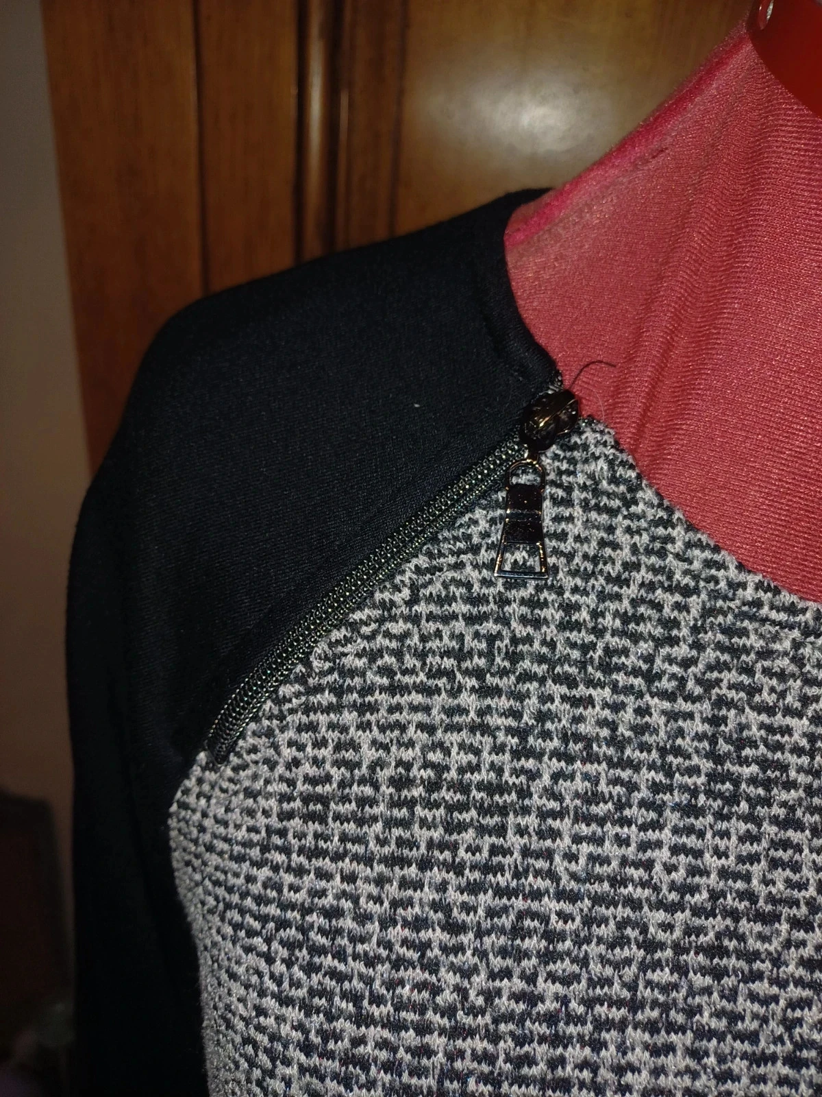 Gray and black 3/4 sleeve sweater size 42 brand Mado et les Autres – photo 4